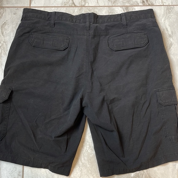 Men’s Ripzone athletic style shorts - Picture 4 of 5